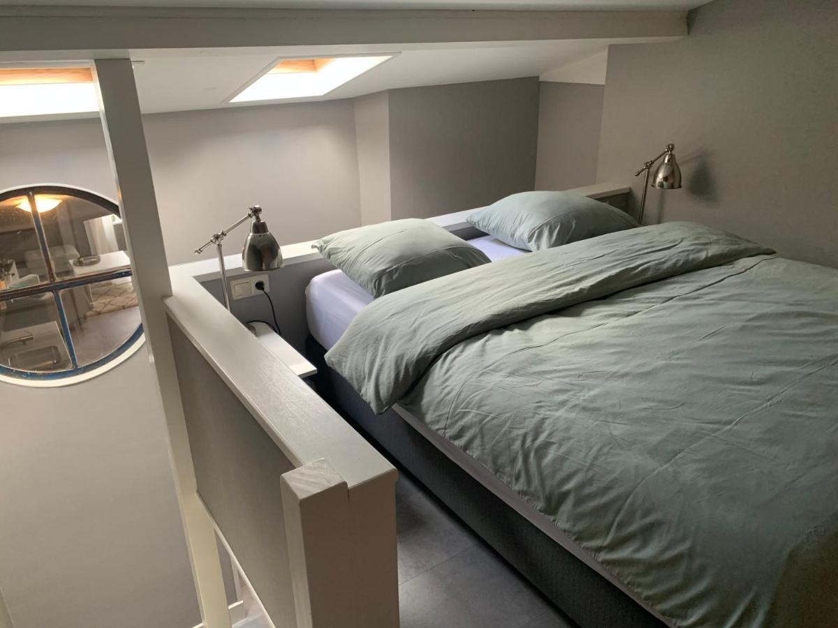 Op Zestien Appartement Hippolytushoef Buitenkant foto